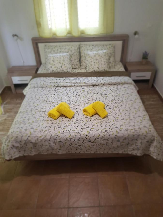 Apartamenty rodzinne Kamena Vourla Buitenkant foto